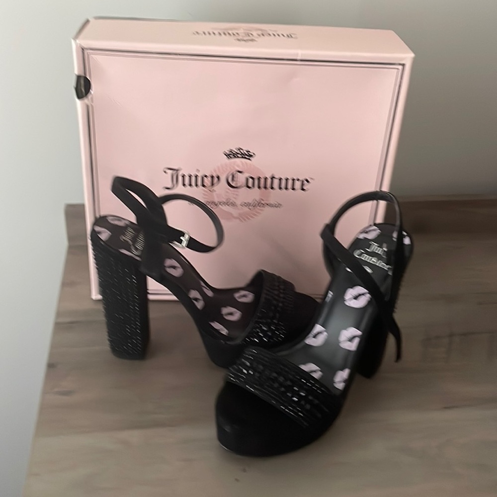 New in Box Juicy Couture Trice Black Heels 8